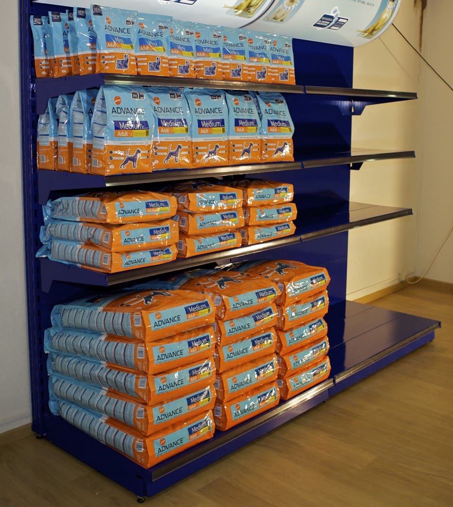 Expositor para comida de mascotas