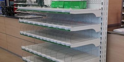 Expositor ferretería-1