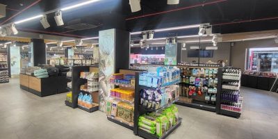 Mobiliario tienda mascotas